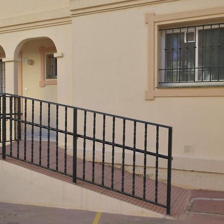 Carihuela Un Dormitorio Junto Al Mar Apartment Torremolinos Luaran gambar