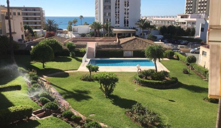 Carihuela Un Dormitorio Junto Al Mar Apartment Torremolinos Luaran gambar