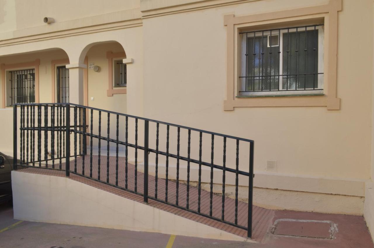 Carihuela Un Dormitorio Junto Al Mar Apartment Torremolinos Luaran gambar